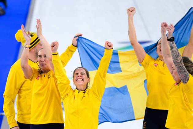 260222 Anna Hasselborg, Sara McManus, Sofia Scharback, Agnes Knochenhauer and Johanna Heldin of Sweden celebrate winning in a women s gold medal curling match between Switzerland and Sweden during day 16 of the 2026 Winter Olympics on February 22, 2026 in Cortina. Photo: Jon Olav Nesvold BILDBYRAN COP 217 JE0130 jubel curling Olympic Games, Olympische Spiele, Olympia, OS olympics winter olympics os ol olympiska spel vinter-os olympiske leker milano cortina 2026 milan cortina 2026 milano cortina 2026 olympic games milano cortina 2026 winter olympic games milano cortina-os milano cortina-ol vinter-ol 16 bbeng schweiz sveits sweden sverige dam *** 260222 Anna Hasselborg, Sara McManus, Sofia Scharback, Agnes Knochenhauer and Johanna Heldin of Sweden celebrate winning in a women s gold medal curling match between Switzerland and Sweden during day 16 of the 2026 Winter Olympics on February 22, 2026 in Cortina Photo Jon Olav Nesvold BILDBYRAN COP 217 JE0130 jubilation curling olympic games olympics winter olympics os ol olympiska spel vinter os olympiske leker milano cortina 2026 milan cortina 2026 milano cortina 2026 olympic games milano cortina 2026 winter olympic games milano cortina os milano cortina ol vinter ol 16 bbeng schweiz sveits sweden sverige dam  Copyright: JONxOLAVxNESVOLD BB260222JE070