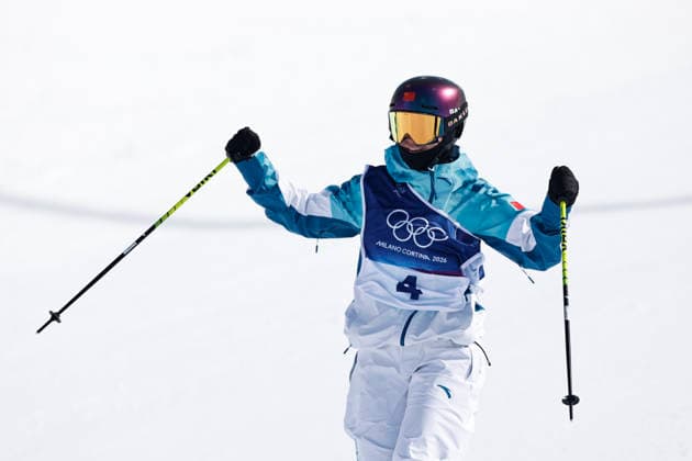 (260222) -- LIVIGNO, Feb. 22, 2026 -- Li Fanghui of China reacts during run 2 of the freestyle skiing women s freeski halfpipe final at the Milan-Cortina 2026 Olympic Winter games, Winterspiele,Spiele, Summer games in Livigno, Italy, Feb. 22, 2026. ) (MICO2026)ITALY-LIVIGNO-OLYMPIC WINTER GAMES-FREESTYLE SKIING-WOMEN S FREESKI HALFPIPE-FINAL WangxPeng 