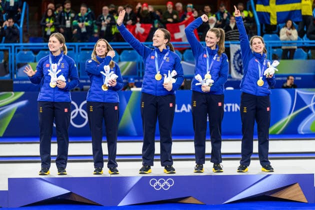 260222 Johanna Heldin, Sofia Scharback, Agnes Knochenhauer, Sara McManus and Anna Hasselborg of Sweden celebrate with their gold medals on the podium after winning the women s gold medal curling match between Switzerland and Sweden during day 16 of the 2026 Winter Olympics on February 22, 2026 in Cortina. Photo: Jon Olav Nesvold BILDBYRAN COP 217 JE0130 jubel curling Olympic Games, Olympische Spiele, Olympia, OS olympics winter olympics os ol olympiska spel vinter-os olympiske leker milano cortina 2026 milan cortina 2026 milano cortina 2026 olympic games milano cortina 2026 winter olympic games milano cortina-os milano cortina-ol vinter-ol 16 bbeng schweiz sveits sweden sverige dam *** 260222 Johanna Heldin, Sofia Scharback, Agnes Knochenhauer, Sara McManus and Anna Hasselborg of Sweden celebrate with their gold medals on the podium after winning the women s gold medal curling match between Switzerland and Sweden during day 16 of the 2026 Winter Olympics on February 22, 2026 in Cortina Photo Jon Olav Nesvold BILDBYRAN COP 217 JE0130 jubilation curling olympic games olympics winter olympics os ol olympiska spel vinter os olympiske leker milano cortina 2026 milan cortina 2026 milano cortina 2026 olympic games milano cortina 2026 winter olympic games milano cortina os milano cortina ol vinter ol 16 bbeng schweiz sveits sweden sverige dam  Copyright: JONxOLAVxNESVOLD BB260222JE091