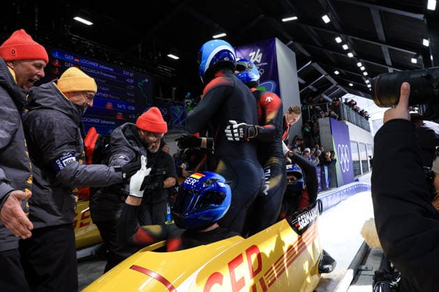 Francesco Friedrich, Matthias Sommer, Alexander Schuller, Felix Straub (GER) during the Olympic Winter games, Winterspiele,Spiele, Summer games Milano-Cortina 2026, Bobsleigh 4-man on February 21, 2026 at Cortina Sliding Center in Cortina d Ampezzo, Italy  Copyright: xLucianoxMariaxBisi IPAxSportx xipa-agency.netx xx IPA_71868779 IPA_Agency_IPA71868779