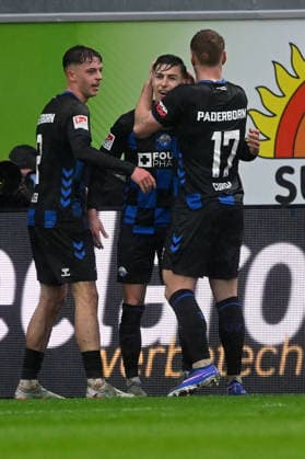 Paderborn, Home Deluxe Arena, 22.02.26, GER, Herren, 2.Bundesliga, Saison 2025-2026, SC Paderborn 07 - Hertha BSC Berlin Bild: Nick BAETZNER (Paderborn) jubelt nach seinem Tor zum 3:1 DFL regulations prohibit any use of photographs as image sequences and or quasi-video. NRW Deutschland