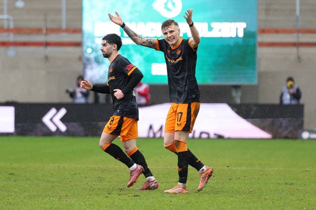 22.02.2026, xrekx, Fussball 2.Bundesliga, Preußen Münster - 1.FC Kaiserslautern v.l. Torjubel nach dem Tor zum celebrating the goal celebrate 1:3 durch Norman Bassette (1.FC Kaiserslautern) Semih Sahin (1.FC Kaiserslautern) (DFL DFB REGULATIONS PROHIBIT ANY USE OF PHOTOGRAPHS as IMAGE SEQUENCES and or QUASI-VIDEO) Münster