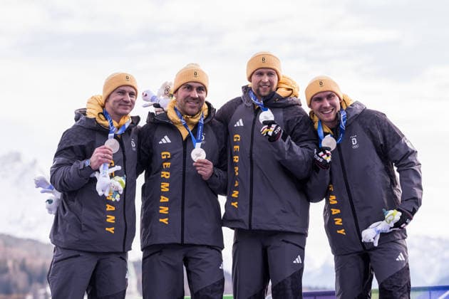 CORTINA, ITALY - FEBRUARY 22: Silver medalists Francesco Friedrich Matthias Sommer Alexander Schueller Felix Straub (Germany) during the Bobsleigh 4-man medal ceremony at the Milano Cortina 2026 Olympics at Cortina Sliding Centre on day 16 of the Milano Cortina 2026 Olympics on February 22, 2026 in Cortina, Italy. Editorial use only. Italy Copyright: xSteffiexWunderlx