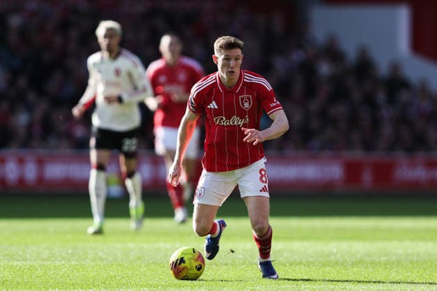Nottingham, England, 22nd February 2026. Elliot Anderson of Nottingham Forest in action during the Nottingham Forest vs Liverpool Premier League match at the City Ground, Nottingham. Picture credit should read: Gareth Evans Sportimage EDITORIAL USE ONLY. No use with unauthorised audio, video, data, fixture lists, club league logos or live services. Online in-match use limited to 120 images, no video emulation. No use in betting, games or single club league player publications. SPI_031_NFFC_vs_LFC SPI-4544-0032