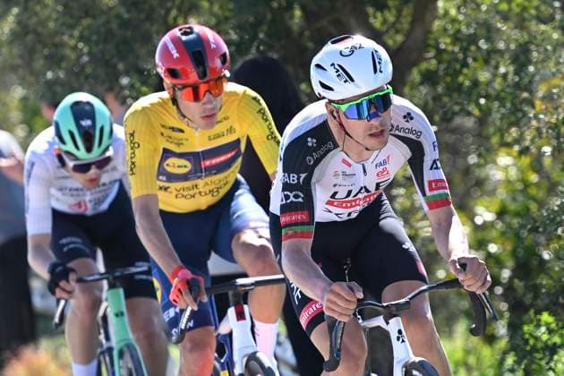 Volta Algarve 2026 Stage 5 ALTO DO MALHAO (LOULE), PORTUGAL - FEBRUARY 22 : Almeida Joao (POR) of UAE Team Emirates - XRG and Ayuso Juan (ESP) of Lidl - Trek during stage 5 of the 52th edition of Volta Algarve an UCI ProSeries 2.Pro cycling road race stage for Men Elite of 148.4 km with start in Faro and finish in Alto do Malhao (Loule) on February 22, 2026 in Alto do Malhao (Loule), Portugal, 22 02 2026 ( Motordriver Guy De Vuyst - Alto do Malhao (Loule) Portugal  Copyright: xNicoxVereeckenx