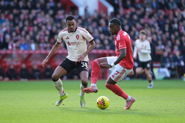 Ryan Gravenberch of Liverpool FC challenges for the ball against Callum Hudson Odoi of Nottingham Forest during the Premier league football match between Nottingham Forest and Liverpool FC at the City Ground in Nottingham. Copyright: xPaulxBonser SportsxPressxPhotox Sportspressphoto_SPR96256