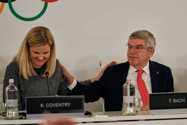 (260222) -- MILAN, Feb. 22, 2026 -- IOC President Kirsty Coventry (L) and former IOC president Thomas Bach attend an IOC session at the Milan-Cortina 2026 Olympic Winter games, Winterspiele,Spiele, Summer games in Milan, Italy, Feb. 22, 2026. ( Pool via Xinhua) (MICO2026)ITALY-MILAN-OLYMPIC WINTER GAMES-IOC SESSION LucaxBruno 