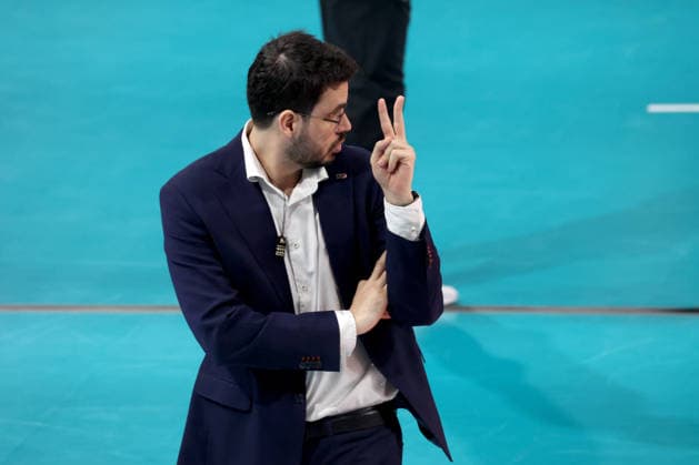 DEU, DVV, 1.VBL, BR Volleys vs. Mitteldeutschland, 22.02.2026, Max-Schmeling-Halle, Berlin, DEU, DVV, 1.VBL, BR Volleys vs. Mitteldeutschland, im Bild Trainer Alexandre Leal (BR Volleys)