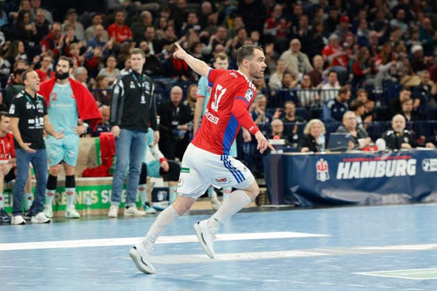 Handball 1. Handball-Bundesliga, Daikin HBL 2025 2026 - Handball Verein Hamburg (HSVH) vs. MT Melsungen Casper U. Mortensen(Hamburg) jubelt . Barclays Arena Hamburg Hamburg Foto: Frank Schoof