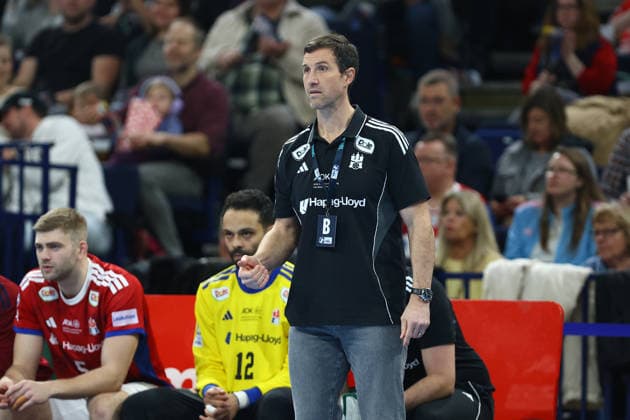 Torsten Jansen (Trainer, Handball Verein Hamburg) Handball I Herren I Bundesliga (Daikin HBL) I Saison 2025-2026 I 22. Spieltag I Handball Sport Verein Hamburg - MT Melsungen I 22.02.2026 I Barclays Arena