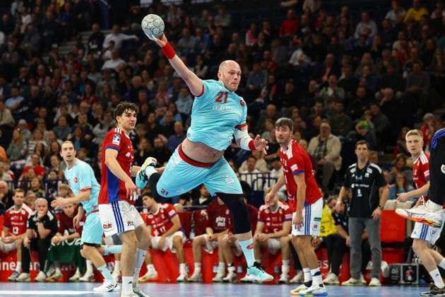 21 Arnar Freyr Arnarsson (MT Melsungen) Handball I Herren I Bundesliga (Daikin HBL) I Saison 2025-2026 I 22. Spieltag I Handball Verein Hamburg - MT Melsungen I 22.02.2026 I Barclays Arena