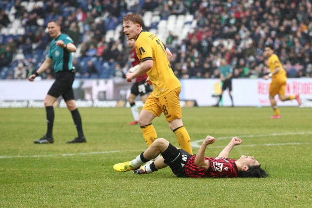 22.02.2026, xtgx, Fussball 2. Bundesliga, Hannover 96 - SG Dynamo Dresden emspor, v.l. Daisuke Yokota (Hannover, 18) Reklamiert, beschwert sich, schimpft (DFL DFB REGULATIONS PROHIBIT ANY USE OF PHOTOGRAPHS as IMAGE SEQUENCES and or QUASI-VIDEO) Hannover