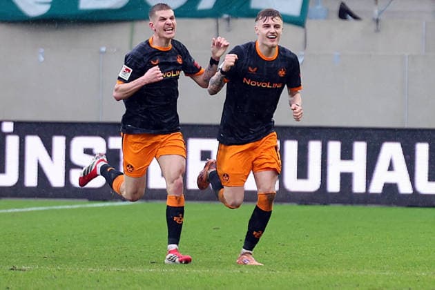 22.02.2026, xrekx, Fussball 2.Bundesliga, Preußen Münster - 1.FC Kaiserslautern v.l. Torjubel nach dem Tor zum celebrating the goal celebrate 1:3 durch Norman Bassette (1.FC Kaiserslautern) mit Paul Joly (1.FC Kaiserslautern) (DFL DFB REGULATIONS PROHIBIT ANY USE OF PHOTOGRAPHS as IMAGE SEQUENCES and or QUASI-VIDEO) Münster