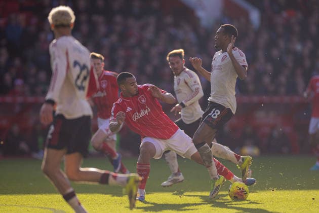 Football - FA Premier League - Nottingham Forest FC v Liverpool FC NOTTINGHAM, ENGLAND - Sunday, February 22, 2026: Liverpool s Ryan Gravenberch (R) is challenged by Nottingham Forest s Murillo Santiago Costa dos Santos during the FA Premier League match between Nottingham Forest FC and Liverpool FC at the City Ground. (Photo by David Rawcliffe Propaganda) NOTTINGHAM City Ground NOTTINGHAMSHIRE ENGLAND  Copyright: xDavidxRawcliffex P2026-02-22-Notts_Forest_Liverpool-87