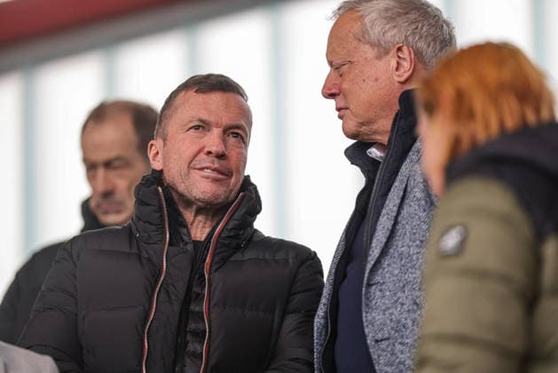 GER, München, FC Bayern München vs Vfl Wolfsburg, Google Pixel Frauen Bundesliga, Fussball, DFB, Spielzeit 2025 2026, FC Bayern Campus, 19. Spieltag im Bild: Lothar Matthäus zu Gast beim Spiel FC Bayern München Frauen gegen den Vfl Wolfsburg am FC Bayern Campus DFB DFL REGULATIONS PROHIBIT ANY USE OF PHOTOGRAPHS AS IMAGE SEQUENCES AND OR QUASI-VIDEO, 22.02.2026 Copyright: HMBxMedia HendrikxHamelau