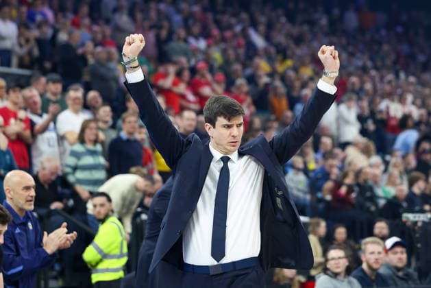 Pedro Calles (Alba Berlin, Chef-Trainer) gestikuliert, GER, BMA365 Bamberg Baskets vs. Alba Berlin, Basketball, BBL Pokal, BMW TOP FOUR, Finale, Saison 2025 2026, 22.02.2026, GER, BMA365 Bamberg Baskets vs. Alba Berlin, Basketball, BBL Pokal, BMW TOP FOUR, Finale, Saison 2025 2026, 22.02.2026 Muenchen Copyright: xEibner-Pressefoto JennixMaulx EP_JML
