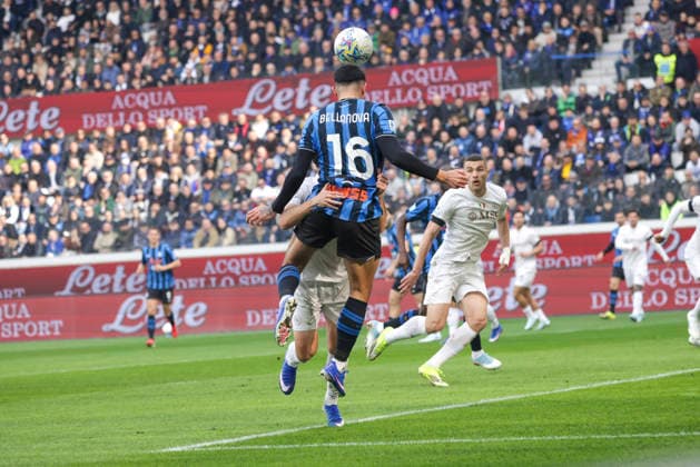 Atalanta BC v SSC Napoli - Serie A Raoul Bellanova plays during the Serie A match between Atalanta BC and Napoli in Bergamo, Italy, on February 22, 2026, at New Balance Arena Bergamo Bergamo Italy  Copyright: xMairoxCinquettix originalFilename:cinquetti-atalanta260222_npvML.jpg