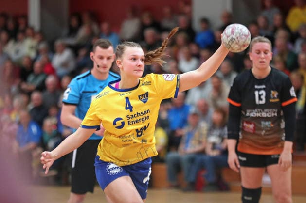 Handball, 2. Alsco HBF: HC Leipzig - VfL Waiblingen; 22.02.2026 Jana Walther (4, HC Leipzig) wirft einen Siebenmeter. 2. Alsco Handball Bundesliga Frauen, HBF, Saison 2025 2026, 19. Spieltag: HC Leipzig vs. VfL Waiblingen am 22.02.2026 in der Sporthalle Brüderstraße Leipzig. Copyright: xBEAUTIFULxSPORTS JanxKaeferx
