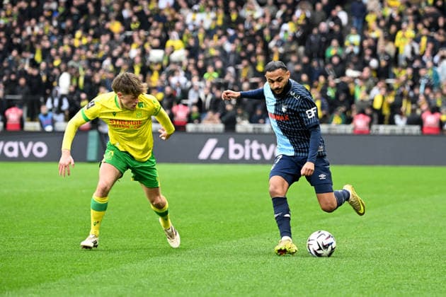 FC Nantes v Le Havre Atheltic Club - Ligue 1 McDonald s 2025 2026 08 Johann LEPENANT (fcn) - 17 Sofiane BOUFAL (hac) during the Ligue 1 McDonald s match between Nantes and Le Havre at Stade de la Beaujoire on February 22, 2026 in Nantes, France. Nantes France  Copyright: xFEPx 776348293