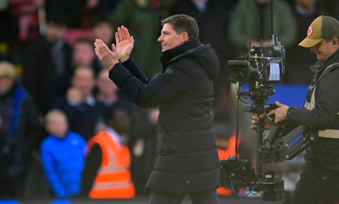 Crystal Palace v Wolverhampton Wanderers, London, UK - 22 Feb 2026 Oliver Glasner, Manager of Crystal Palace acknowledges the crowd after winning the Premier League match between Crystal Palace and Wolverhampton Wanderers at Selhurst Park, London on 22 February 2026. ( London Selhurst Park London England Copyright: xTomxSandberg PPAUKx PPA-250855
