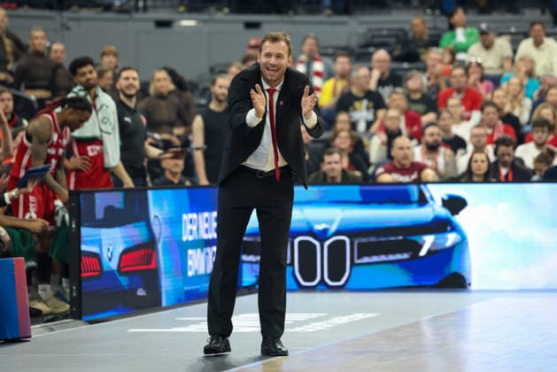 Anton Gavel (BMA365 Bamberg Baskets, Cheftrainer) gestikuliert, GER, BMA365 Bamberg Baskets vs. Alba Berlin, Basketball, BBL Pokal, BMW TOP FOUR, Finale, Saison 2025 2026, 22.02.2026, GER, BMA365 Bamberg Baskets vs. Alba Berlin, Basketball, BBL Pokal, BMW TOP FOUR, Finale, Saison 2025 2026, 22.02.2026 Muenchen Copyright: xEibner-Pressefoto JennixMaulx EP_JML