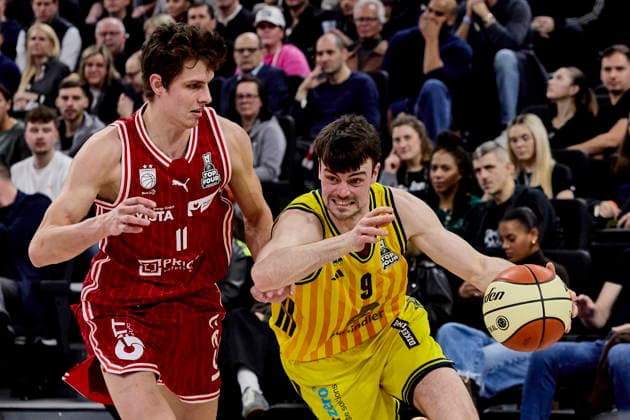 Deutsche Basketball Liga BBL Pokal, BMA365 Bamberg BASKETS vs ALBA Berlin, Berlin ALBA, Bamberg BMA365 BASKETS, 2026-02-22 in München (SAP Garden) MATTISSECK Jonas (ALBA Berlin Shooting Guard (SG) Nr9-BER9), BALINT Richard (BMA365 Bamberg BASKETS Point Guard (PG) Nr11-BAM11) sportworld München SAP Garden Bayern Deutschland