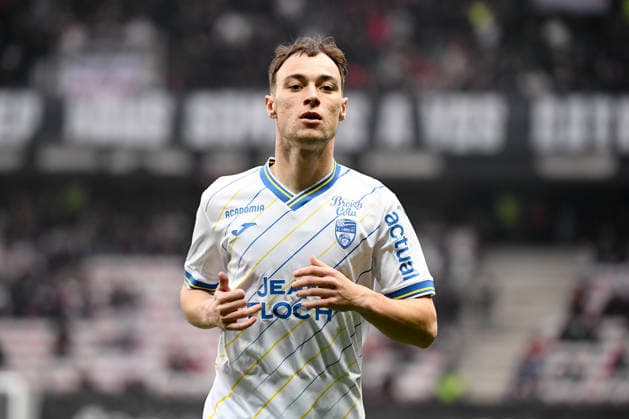 OGC Nice v FC Lorient - Ligue 1 McDonald s 2025 2026 10 Pablo PAGIS (fcl) during the Ligue 1 McDonald s match between Nice and Lorient at Allianz Riviera on February 22, 2026 in Nice, France. Nice France  Copyright: xFEPx 776348295