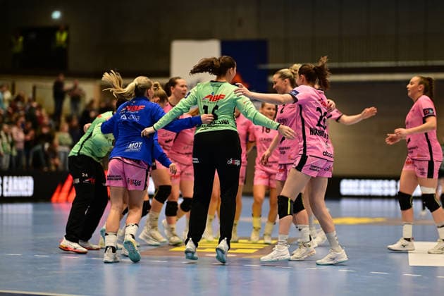 Handball I Frauen I Saison 2025-2026 I EHF European League I VfL Oldenburg - Tertnes Bergen I 22.02.2026 Jubel, Begeisterung, Enthusiasmus, Euphorie, Freude, Glücksgefühl, Heiterkeit bei: Tertnes Bergen Frauen nach dem Spiel gegen VfL Oldenburg Frauen Buxtehude Halle Nord NEU Niedersachsen Deutschland Copyright: xLobeca FelixxSchlikisx
