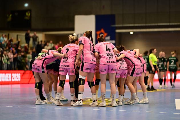 Handball I Frauen I Saison 2025-2026 I EHF European League I VfL Oldenburg - Tertnes Bergen I 22.02.2026 Jubel, Begeisterung, Enthusiasmus, Euphorie, Freude, Glücksgefühl, Heiterkeit bei: Tertnes Bergen Frauen nach dem Spiel gegen VfL Oldenburg Frauen Buxtehude Halle Nord NEU Niedersachsen Deutschland Copyright: xLobeca FelixxSchlikisx