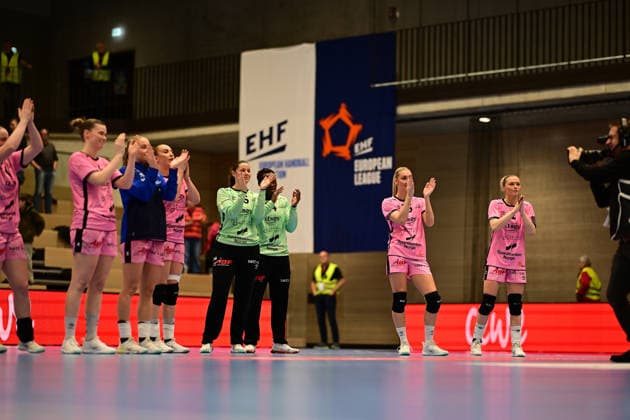 Handball I Frauen I Saison 2025-2026 I EHF European League I VfL Oldenburg - Tertnes Bergen I 22.02.2026 Jubel, Begeisterung, Enthusiasmus, Euphorie, Freude, Glücksgefühl, Heiterkeit bei: Tertnes Bergen Frauen nach dem Spiel gegen VfL Oldenburg Frauen Buxtehude Halle Nord NEU Niedersachsen Deutschland Copyright: xLobeca FelixxSchlikisx