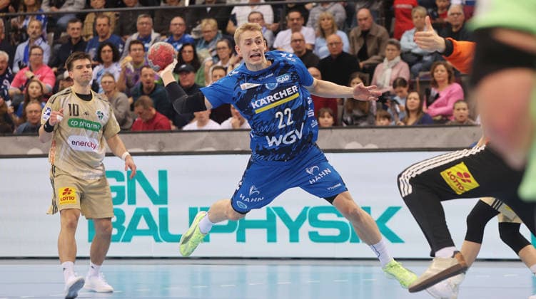 Stuttgart , Handball Daikin Bundesliga TVB Stuttgart vs. TSV Hannover-Burgdorf , Torben Matzken ( TVB )