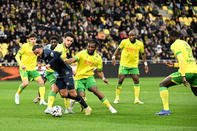 FC Nantes v Le Havre Atheltic Club - Ligue 1 McDonald s 2025 2026 17 Sofiane BOUFAL (hac) - 18 Fabien CENTONZE (fcn) - 06 Chidozie AWAZIEM (fcn) during the Ligue 1 McDonald s match between Nantes and Le Havre at Stade de la Beaujoire on February 22, 2026 in Nantes, France. Nantes France  Copyright: xFEPx 776348293