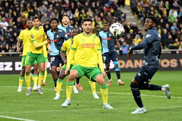 FC Nantes v Le Havre Atheltic Club - Ligue 1 McDonald s 2025 2026 18 Fabien CENTONZE (fcn) during the Ligue 1 McDonald s match between Nantes and Le Havre at Stade de la Beaujoire on February 22, 2026 in Nantes, France. Nantes France  Copyright: xFEPx 776348293