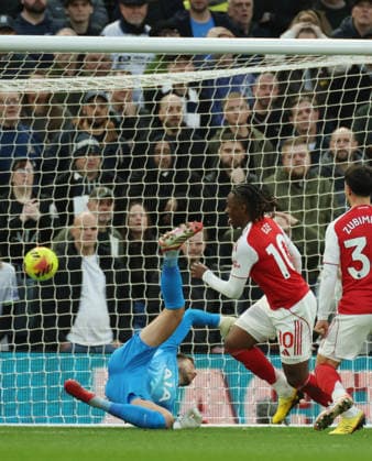 Premier League football, Tottenham v Arsenal Premier League football, The Tottenham Hotspurs Stadium, Tottenham, London, UK. 22.02.2026 Tottenham v Arsenal. Pic shows Arsenals Eze scores 1.nil Photographs by Marc Aspland for The Times & Sunday Times  Copyright: xMarcxAsplandxforxThexTimesx&xSunx NINTCHDBPICT001061340321