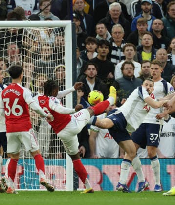 Premier League football, Tottenham v Arsenal Premier League football, The Tottenham Hotspurs Stadium, Tottenham, London, UK. 22.02.2026 Tottenham v Arsenal. Pic shows Arsenals Eze scores 1.nil Photographs by Marc Aspland for The Times & Sunday Times  Copyright: xMarcxAsplandxforxThexTimesx&xSunx NINTCHDBPICT001061340738