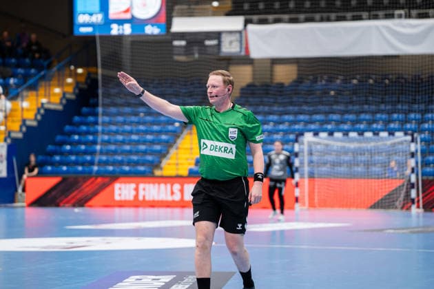 HSG Blomberg-Lippe (GER) vs. MOL Esztergom (HUN), Handball, EHF European League Women, Gruppenphase, 22.2.2026, Saision 2025 2026, Lemgo Koen Stobbe (Schiedsrichter) Lemgo Phoenix Contact Arena Deutschland