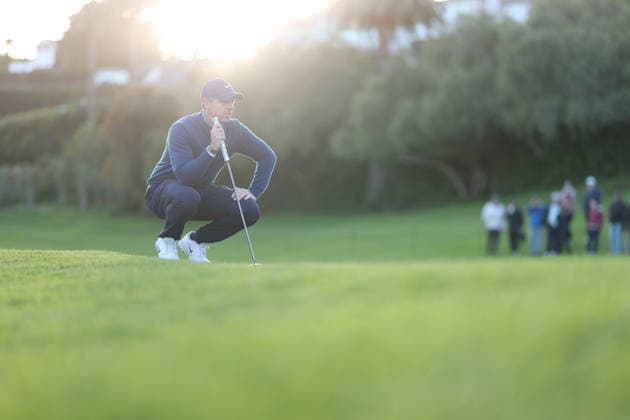 February 22, 2026, Pacific Palisades, California, USA: RORY MCILROY lines up a putt during the first round of the Genesis Invitational at the Riviera Country club in Pacific Palisades, California. Golf_PGATour_Genesis_Invitational  - ZUMAt158 20260222_zsp_t158_055 Copyright: xBrentonxTsex