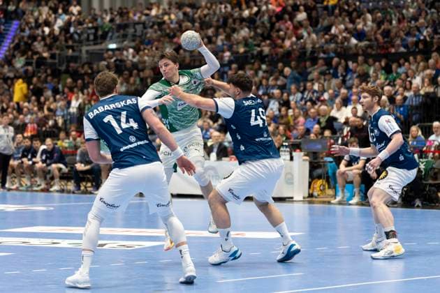 1. Handball Bundesliga - Bergischer HC gegen Füchse Berlin, 22.02.2026 DUESSELDORF, GERMANY - FEBRUARY 22: Nils Lichtlein (17, Füchse Berlin) während dem HBL Bundesliga Spiel zwischen 1. Handball Bundesliga - Bergischer HC gegen Füchse Berlin at Mitsubishi Electric HALLE am 22 Spieltag. February 22, 2026 in Duesseldorf, Germany. Copyright: xBEAUTIFULxSPORTS KennyxBeelex