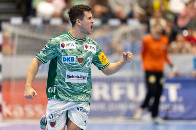 1. Handball Bundesliga - Bergischer HC gegen Füchse Berlin, 22.02.2026 DUESSELDORF, GERMANY - FEBRUARY 22: Jubel von Tim Freihöfer (20, Füchse Berlin) während dem HBL Bundesliga Spiel zwischen 1. Handball Bundesliga - Bergischer HC gegen Füchse Berlin at Mitsubishi Electric HALLE am 22 Spieltag. February 22, 2026 in Duesseldorf, Germany. Copyright: xBEAUTIFULxSPORTS KennyxBeelex