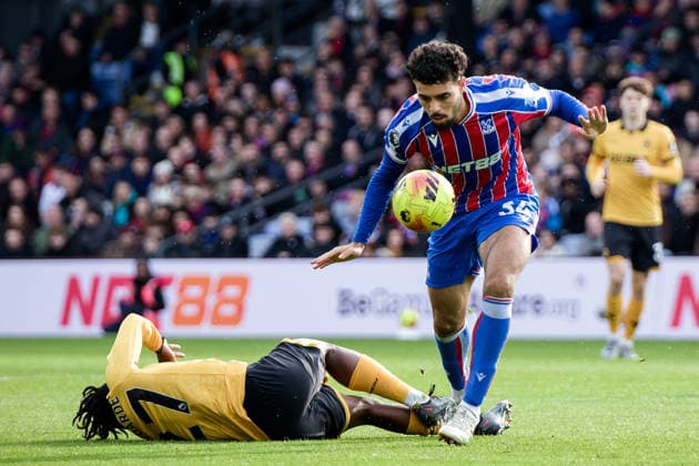 LONDON, ENGLAND - FEBRUARY 22: Chadi Riad of Crystal Palace and Jean-Ricner Bellegarde of Wolverhampton Wanderers in action during the Premier League match between Crystal Palace and Wolverhampton Wanderers at Selhurst Park on February 22, 2026 in London, England. (Photo by Pedro Porru) SPO  Copyright: xPedroxPorru