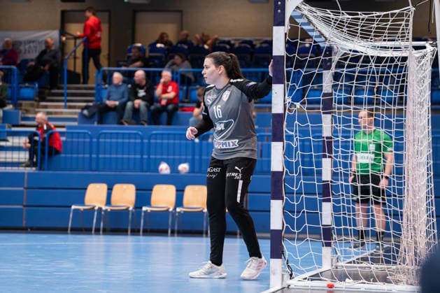 HSG Blomberg-Lippe (GER) vs. MOL Esztergom (HUN), Handball, EHF European League Women, Gruppenphase, 22.2.2026, Saision 2025 2026, Lemgo Anna Bukovszky (MOL Esztergom, 16) im Tor Lemgo Phoenix Contact Arena Deutschland