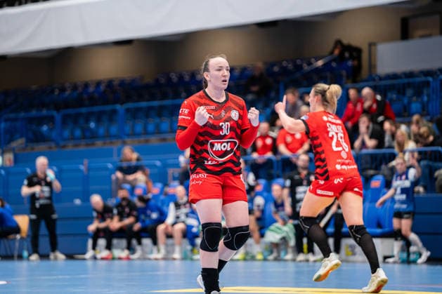 HSG Blomberg-Lippe (GER) vs. MOL Esztergom (HUN), Handball, EHF European League Women, Gruppenphase, 22.2.2026, Saision 2025 2026, Lemgo Lea Farago (MOL Esztergom, 30) jubelt nach einem Tor Lemgo Phoenix Contact Arena Deutschland