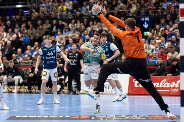 1. Handball Bundesliga - Bergischer HC gegen Füchse Berlin, 22.02.2026 DUESSELDORF, GERMANY - FEBRUARY 22: Christopher Rudeck (1, Bergischer HC) während dem HBL Bundesliga Spiel zwischen 1. Handball Bundesliga - Bergischer HC gegen Füchse Berlin at Mitsubishi Electric HALLE am 22 Spieltag. February 22, 2026 in Duesseldorf, Germany. Copyright: xBEAUTIFULxSPORTS KennyxBeelex