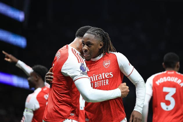 Tottenham Hotspur v Arsenal, Premier League GOAL CELEBRATION Arsenal Midfielder Eberechi Eze (10) makes it 1-3 during the Premier League match between Tottenham Hotspur and Arsenal at Tottenham Hotspur Stadium, London, UK on 22 February 2026. London Tottenham Hotspur Stadium London UK Editorial use only DataCo restrictions apply See www.football-dataco.com , Copyright: xChrisxFoxwellx PSI-23791-0041