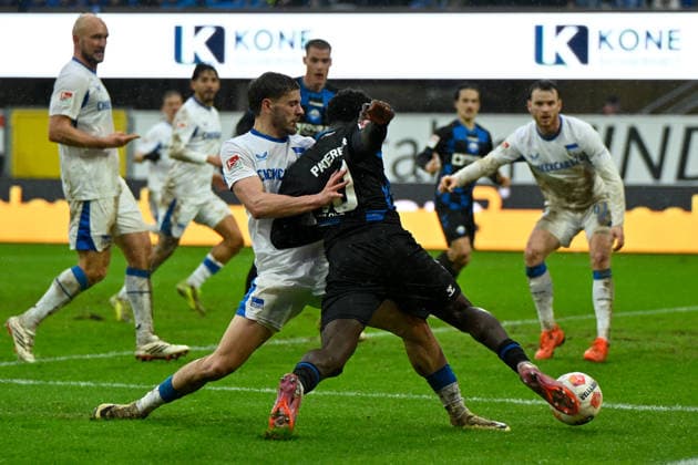 Paderborn, Home Deluxe Arena, 22.02.26, GER, Herren, 2.Bundesliga, Saison 2025-2026, SC Paderborn 07 - Hertha BSC Berlin Bild: Torchance Kennedy OKPALA (Paderborn) DFL regulations prohibit any use of photographs as image sequences and or quasi-video. NRW Deutschland