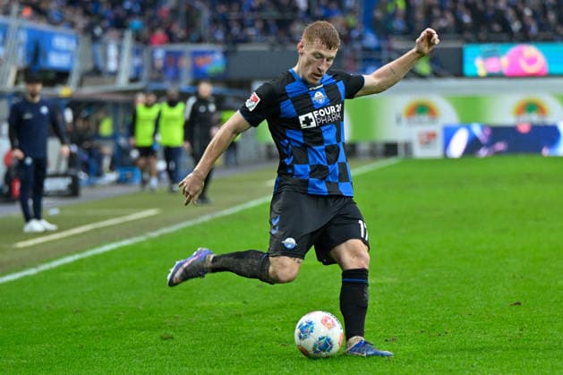 Paderborn, Home Deluxe Arena, 22.02.26, GER, Herren, 2.Bundesliga, Saison 2025-2026, SC Paderborn 07 - Hertha BSC Berlin Bild: Laurin CURDA (Paderborn) DFL regulations prohibit any use of photographs as image sequences and or quasi-video. NRW Deutschland