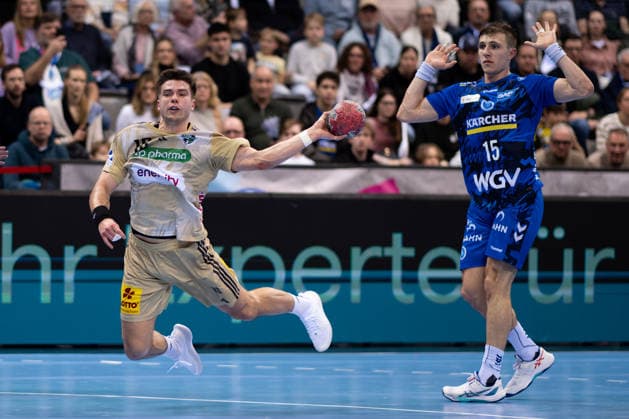 Renars Uscins, (TSV Hannover Burgdorf, 10), beim Wurf TVB Stuttgart vs. TSV Hannover Burgdorf, DAIKIN Handballbundesliga, 22. Spieltag, Saison 2025 2026, 22.02.2026 Eibner-Pressefoto Andreas Ulmer TVB Stuttgart vs. TSV Hannover Burgdorf, DAIKIN Handballbundesliga, 22. Spieltag, Saison 2025 2026, 22.02.2026 Stuttgart Copyright: xEibner-Pressefoto AndreasxUlmerx EP_AUR