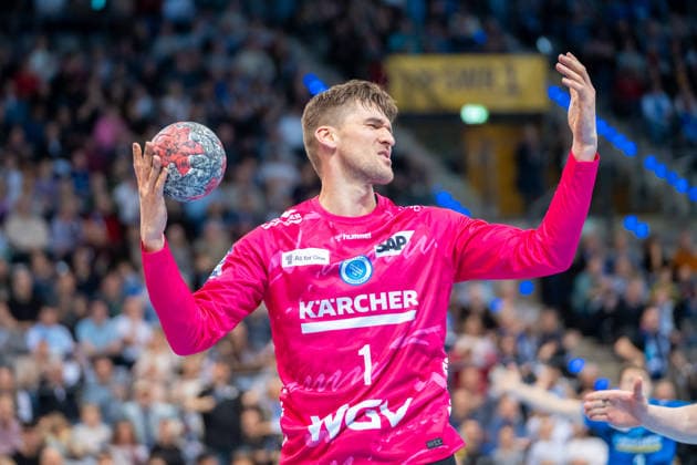 Handball I Herren I Saison 2025-2026 I Bundesliga I 22. Spieltag I TVB Stuttgart - TSV Hannover-Burgdorf I 22.02.2026 Mateusz Kornecki (1, TVB Stuttgart) Stuttgart Porsche Arena Baden-Württemberg Deutschland Copyright: xLobeca MaxxPetershansx