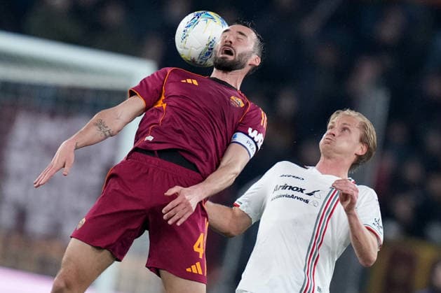 Roma™s Bryan Cristante Cremonese s Morten Thorsby during the Serie A EniLive soccer match between Roma and Cremonese at the Rome s Olympic stadium, Italy - Sunday February 22, 2026 - Soccer ( Photo by Alfredo Falcone LaPresse )  Copyright: xAlfredoxFalcone LaPressex
