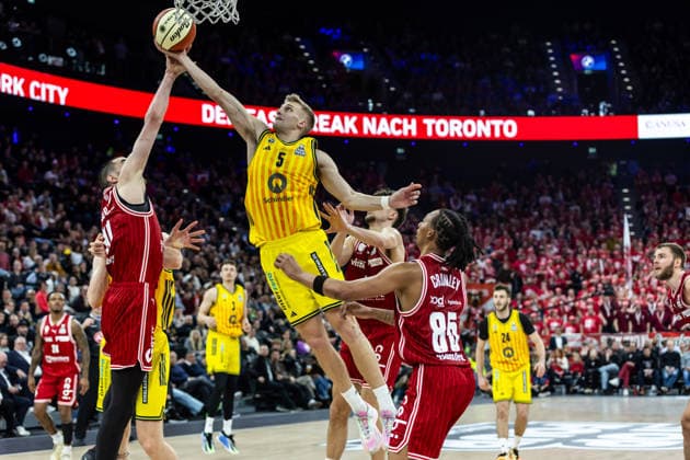 GER, BMW Top Four, Basketball BBL Pokal, Finale, BMA365 Bamberg Baskets - ALBA Berlin. 22.02.2026, SAP Garden, München, GER, BMW Top Four, Basketball BBL Pokal, Finale, BMA365 Bamberg Baskets - ALBA Berlin. Sam Griesel (ALBA Berlin 5) Foto Alexander Trienitz München SAP Garden Bayern Deutschland